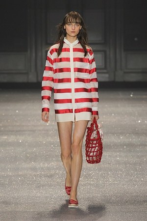 モンクレール ガム・ルージュ(MONCLER GAMME ROUGE) 2015年春夏ウィメンズ&メンズコレクション  - 写真27