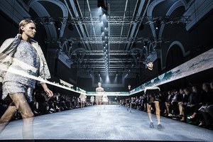 モンクレール ガム・ルージュ(MONCLER GAMME ROUGE) 2015年春夏ウィメンズ&メンズコレクション  - 写真41