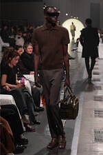 エムエム6 メゾン マルジェラ2025年秋冬コレクション - 身体イメージの可塑性を引き出す｜写真22