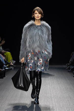 エンポリオ アルマーニ(EMPORIO ARMANI) 2025-26年秋冬ウィメンズコレクション  - 写真6