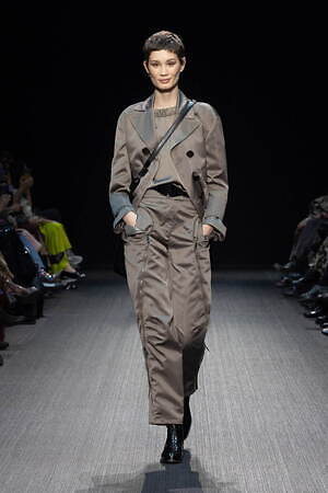 エンポリオ アルマーニ(EMPORIO ARMANI) 2025-26年秋冬ウィメンズコレクション  - 写真14