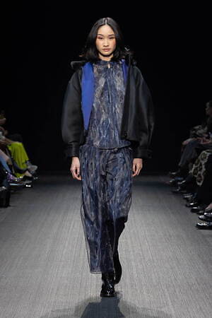 エンポリオ アルマーニ(EMPORIO ARMANI) 2025-26年秋冬ウィメンズコレクション  - 写真29