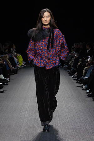 エンポリオ アルマーニ(EMPORIO ARMANI) 2025-26年秋冬ウィメンズコレクション  - 写真44