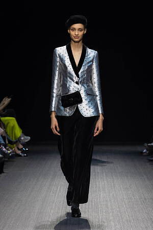 エンポリオ アルマーニ(EMPORIO ARMANI) 2025-26年秋冬ウィメンズコレクション  - 写真78