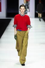 アンテプリマ 25-26年秋冬コレクション - 懐かしくも新しい服、現代美術家の加藤泉とタッグ｜写真4