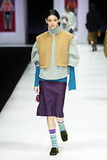 アンテプリマ 25-26年秋冬コレクション - 懐かしくも新しい服、現代美術家の加藤泉とタッグ｜写真12