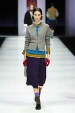 アンテプリマ 25-26年秋冬コレクション - 懐かしくも新しい服、現代美術家の加藤泉とタッグ｜写真14