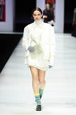 アンテプリマ 25-26年秋冬コレクション - 懐かしくも新しい服、現代美術家の加藤泉とタッグ｜写真16