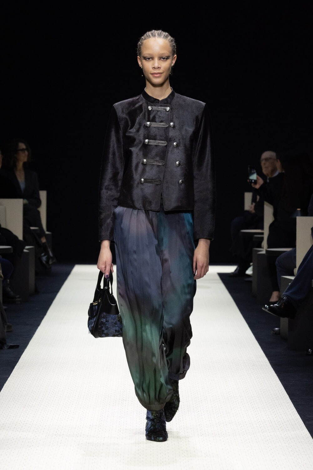 ジョルジオ アルマーニ(Giorgio Armani) 2025-26年秋冬ウィメンズコレクション  - 写真41