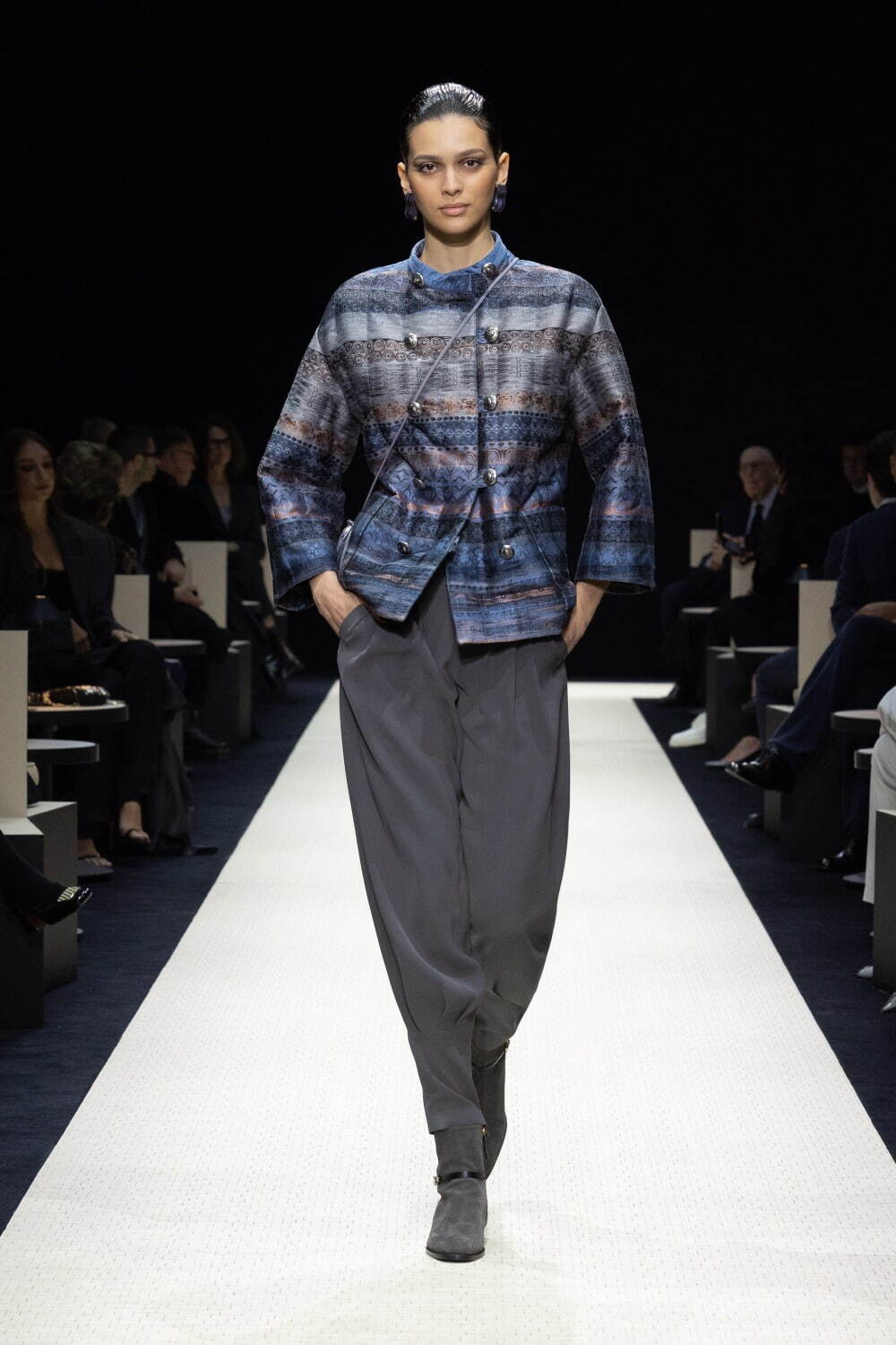 ジョルジオ アルマーニ(Giorgio Armani) 2025-26年秋冬ウィメンズコレクション  - 写真48