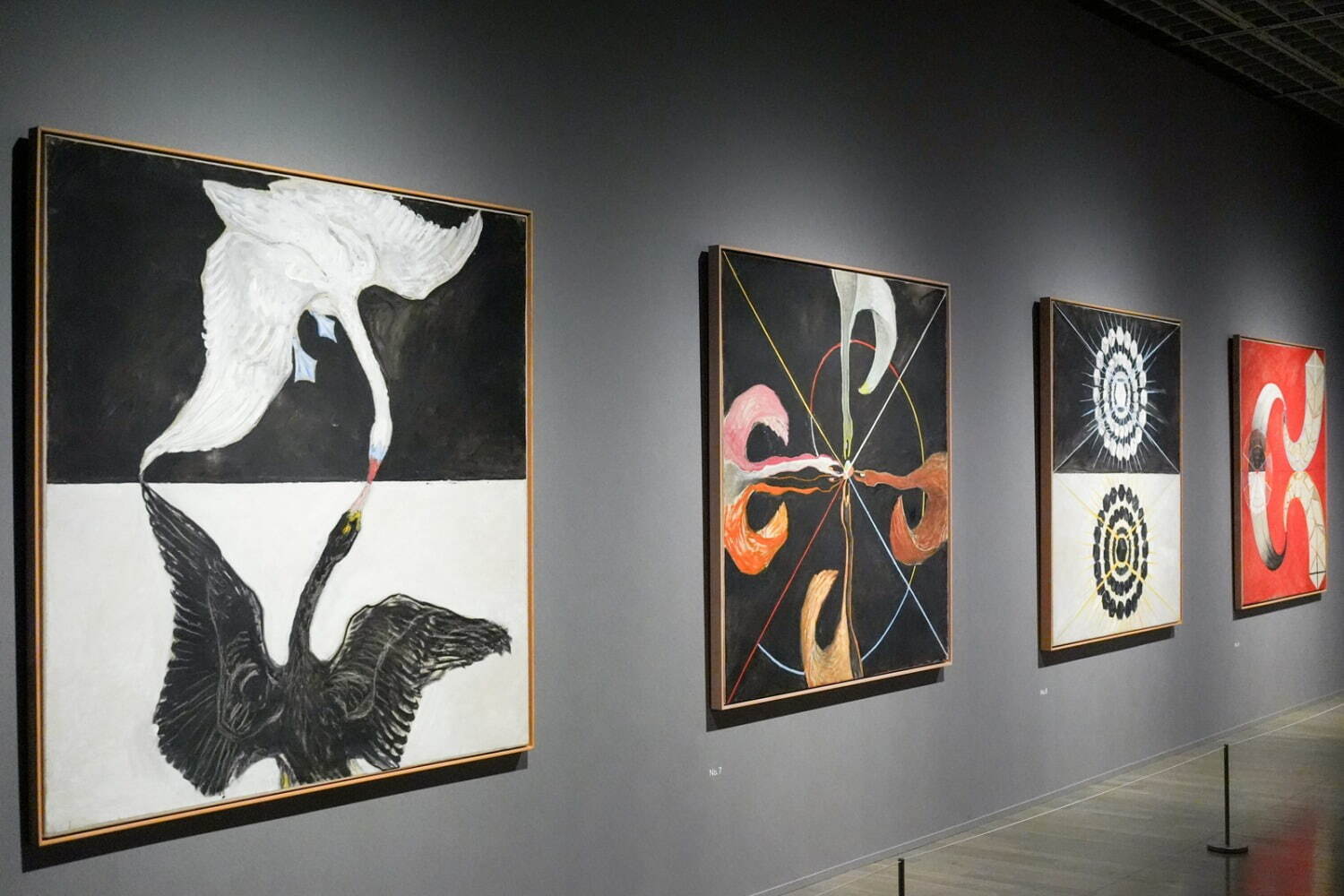 「ヒルマ・アフ・クリント展」展示風景 東京国立近代美術館 2025年