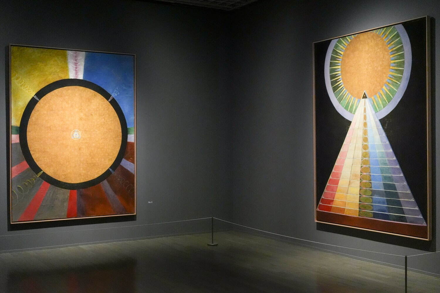 「ヒルマ・アフ・クリント展」展示風景 東京国立近代美術館 2025年