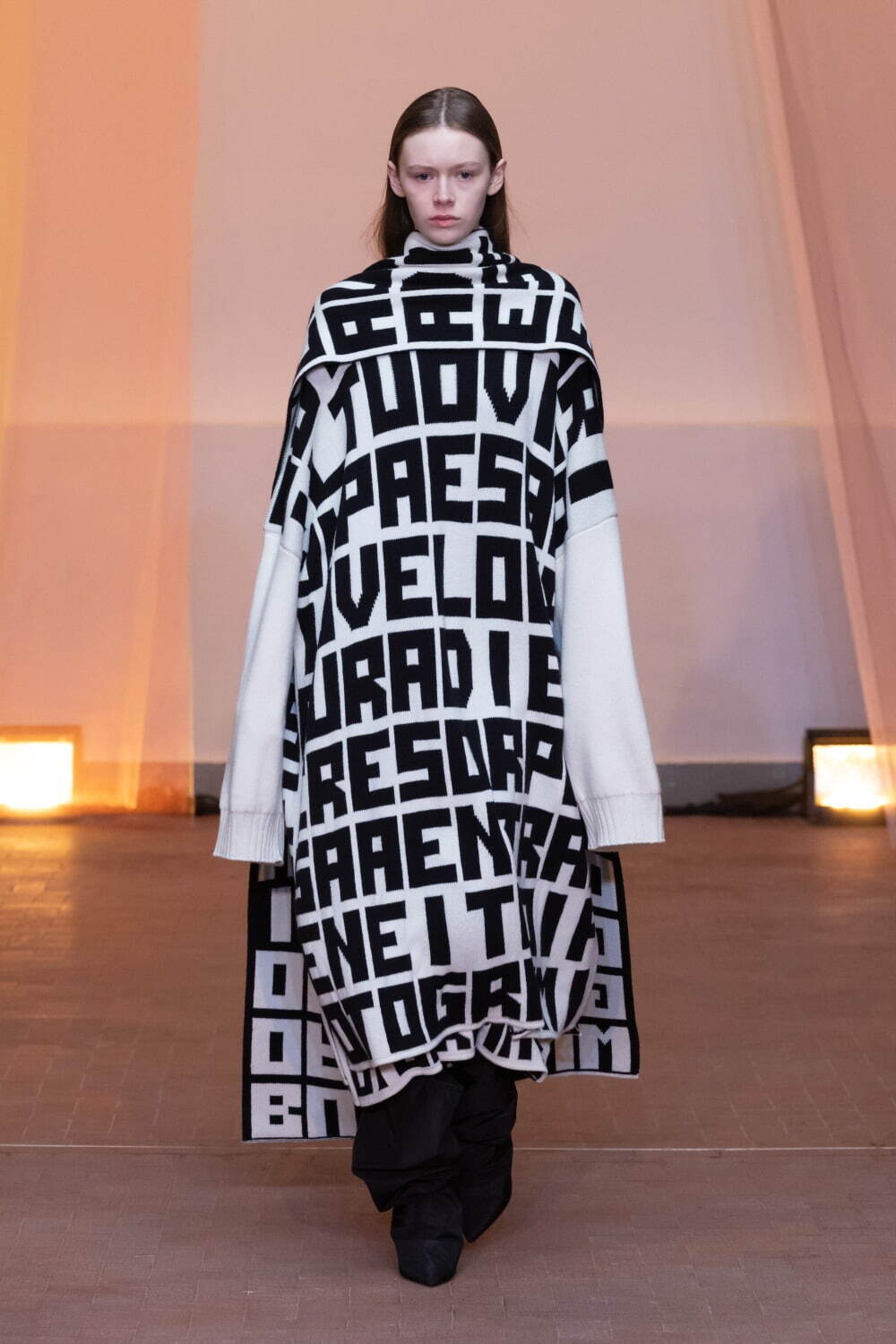 エムエスジーエム(MSGM) 2025-26年秋冬ウィメンズコレクション  - 写真17