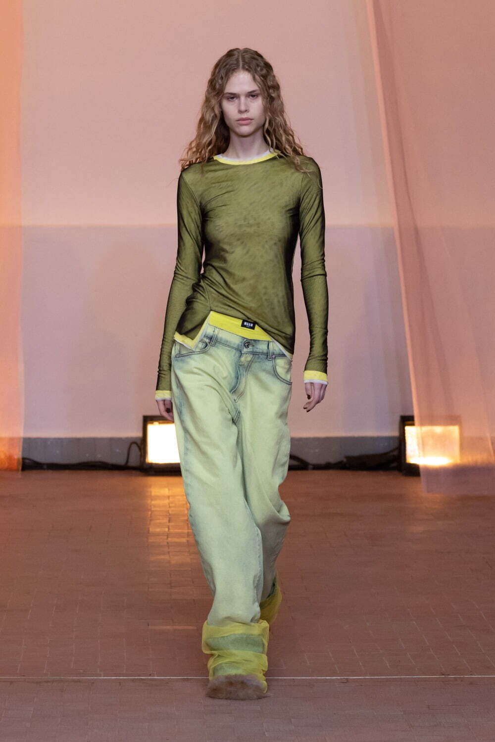 エムエスジーエム(MSGM) 2025-26年秋冬ウィメンズコレクション  - 写真19