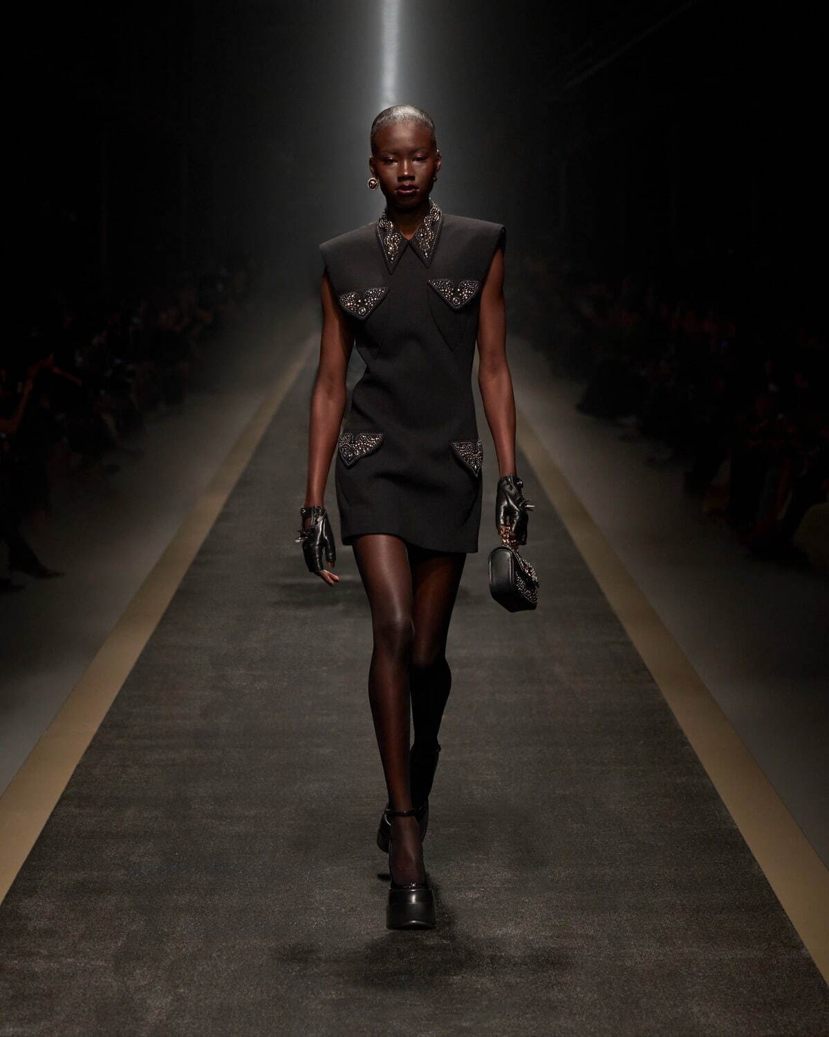ヴェルサーチェ 2025-26年秋冬<span>コレクション</span> - 写真20