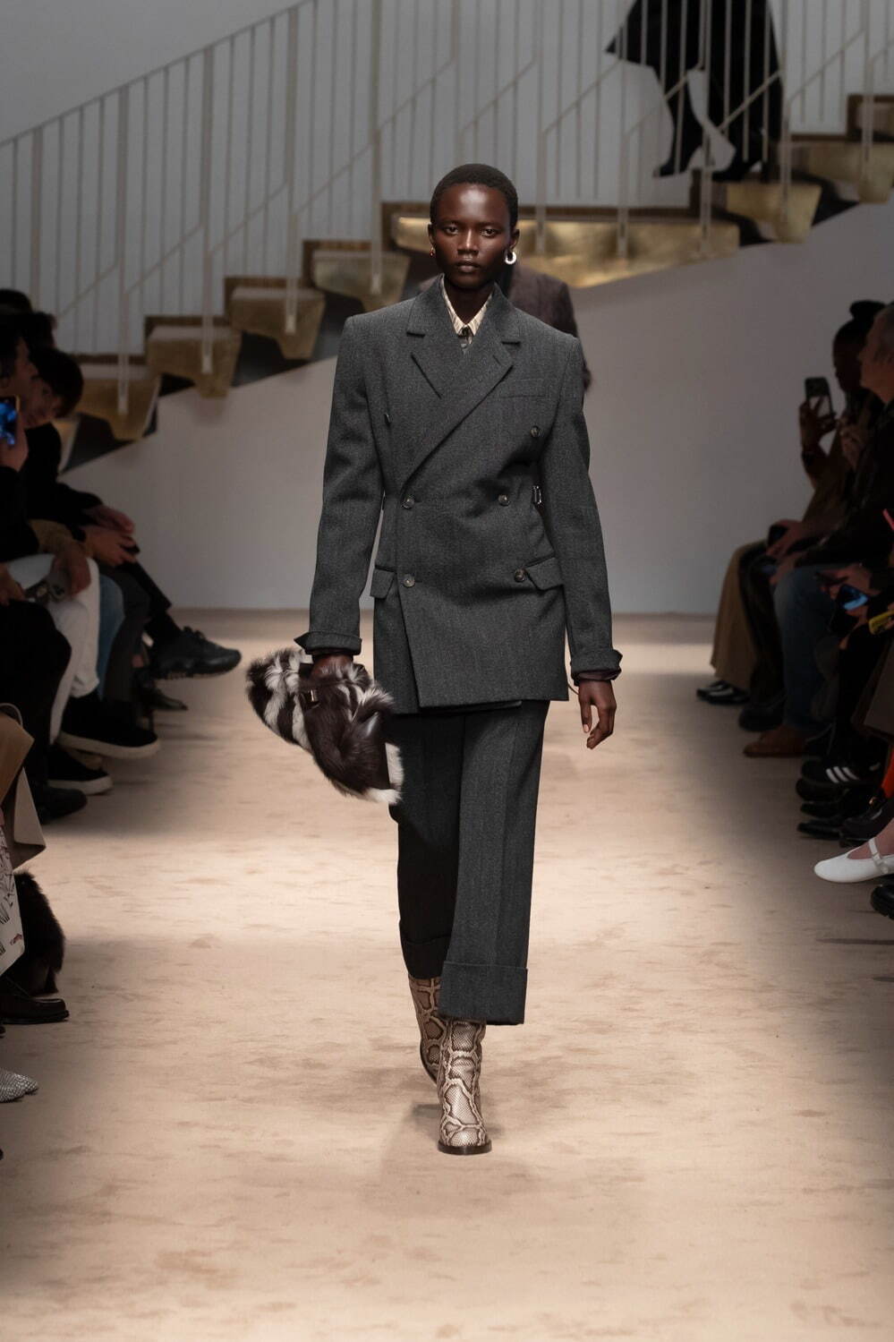 トッズ 2025-26年秋冬<span>コレクション</span> - 写真16