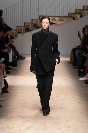 トッズ(TOD'S) 2025-26年秋冬ウィメンズコレクション  - 写真14