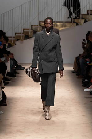 トッズ(TOD'S) 2025-26年秋冬ウィメンズコレクション  - 写真16