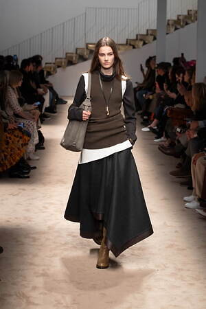 トッズ(TOD'S) 2025-26年秋冬ウィメンズコレクション  - 写真20