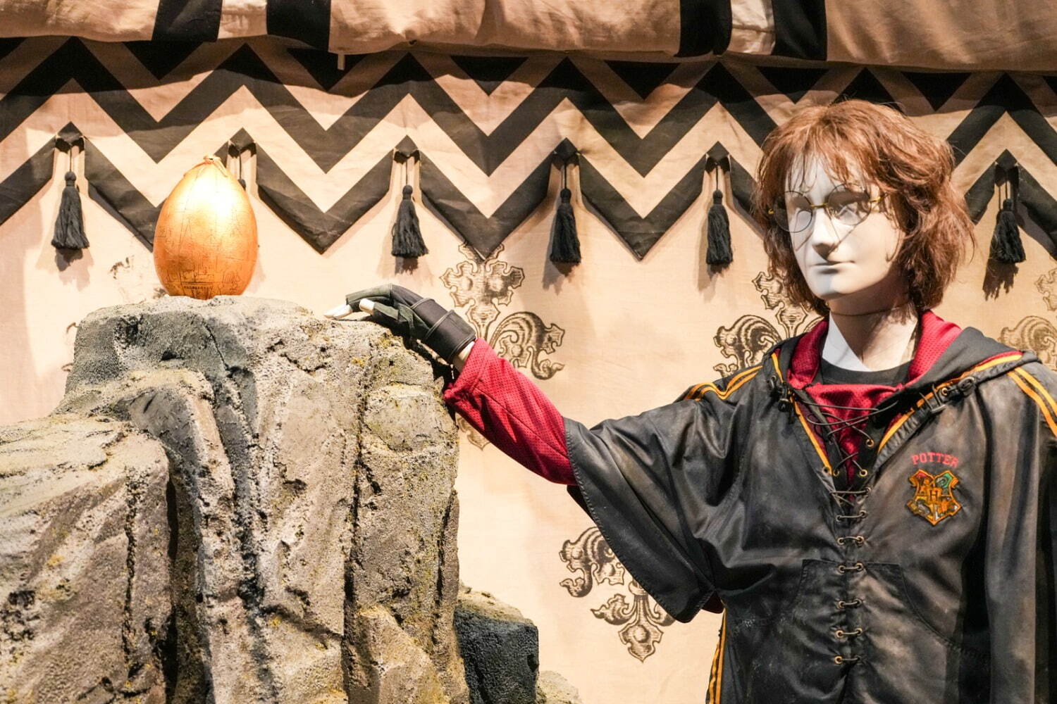 スタジオツアー東京に映画『ハリー・ポッターと炎のゴブレット』小道具＆衣装が集結、劇中の名場面も再現｜写真45