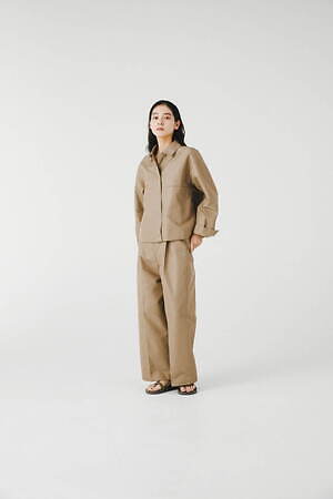 エカル(EKAL) 2025年春夏ウィメンズ&メンズコレクション  - 写真13