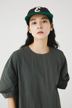 エカル(EKAL) 2025年春夏ウィメンズ&メンズコレクション  - 写真33