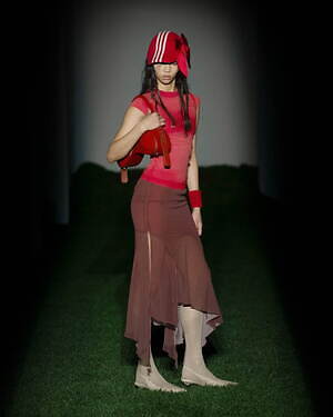 アヴァヴァヴ(AVAVAV) 2025-26年秋冬ウィメンズ&メンズコレクション  - 写真8