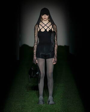 アヴァヴァヴ(AVAVAV) 2025-26年秋冬ウィメンズ&メンズコレクション  - 写真12