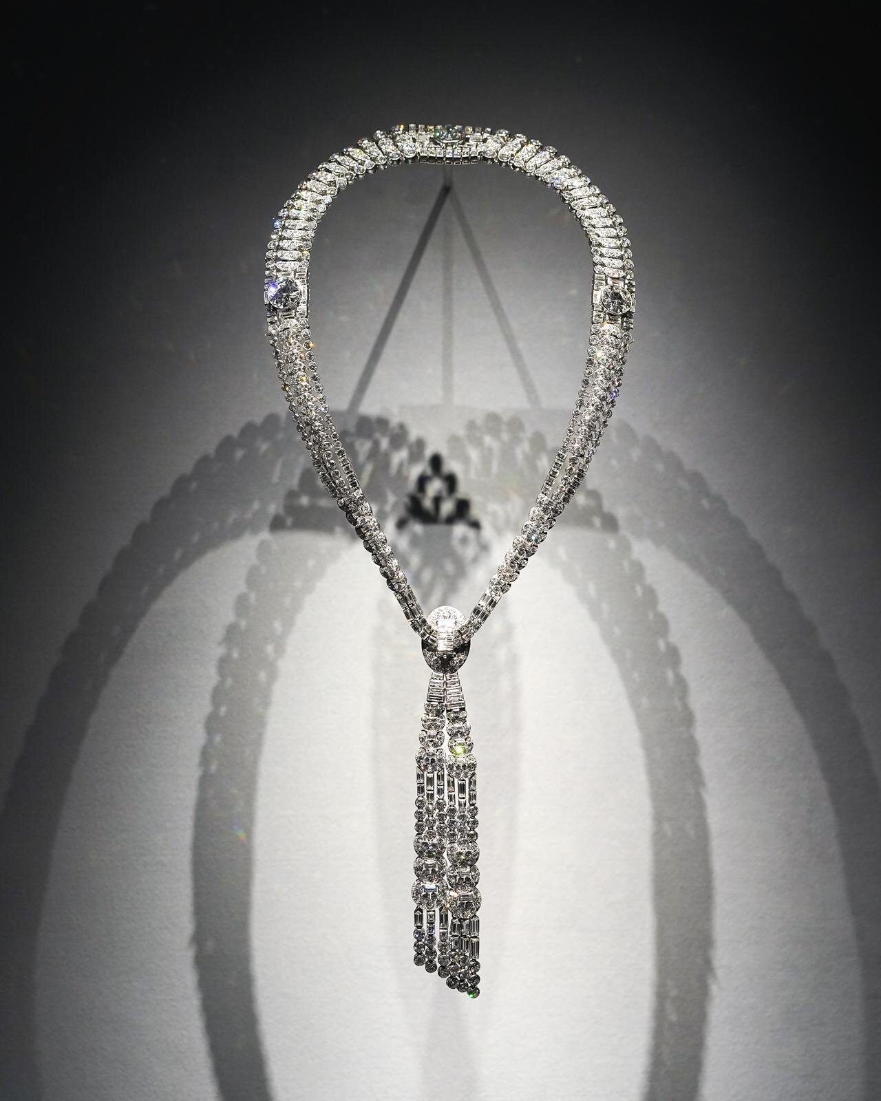 展示風景より、《ネックレス》 1929年 ヴァン クリーフ＆アーペル コレクション