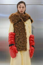 プラン シー2025年秋冬コレクション - 都会のワードローブに、生き生きとしたタッチを添えて｜写真32