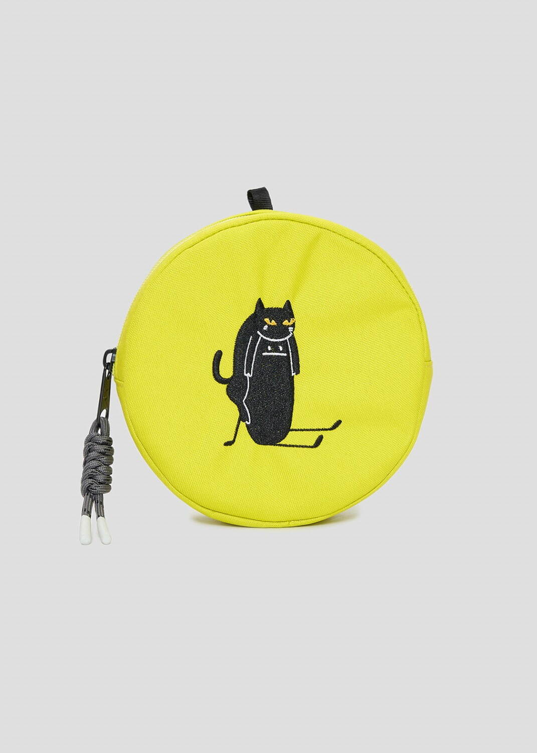 アウトドアプロダクツ×グラニフ、“威嚇中”レッサーパンダや黒猫を刺繍した2WAYミニバッグ｜写真39