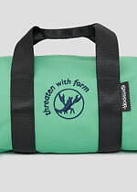 アウトドアプロダクツ×グラニフ、“威嚇中”レッサーパンダや黒猫を刺繍した2WAYミニバッグ｜写真31