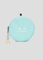 アウトドアプロダクツ×グラニフ、“威嚇中”レッサーパンダや黒猫を刺繍した2WAYミニバッグ｜写真37