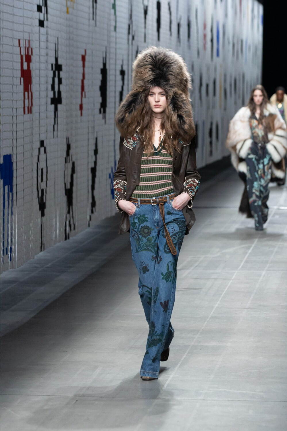 ETRO♡ ジップ フーディ ウェルトポケット付き エトロ(ETRO) 2025-26年秋冬ウィメンズコレクション
