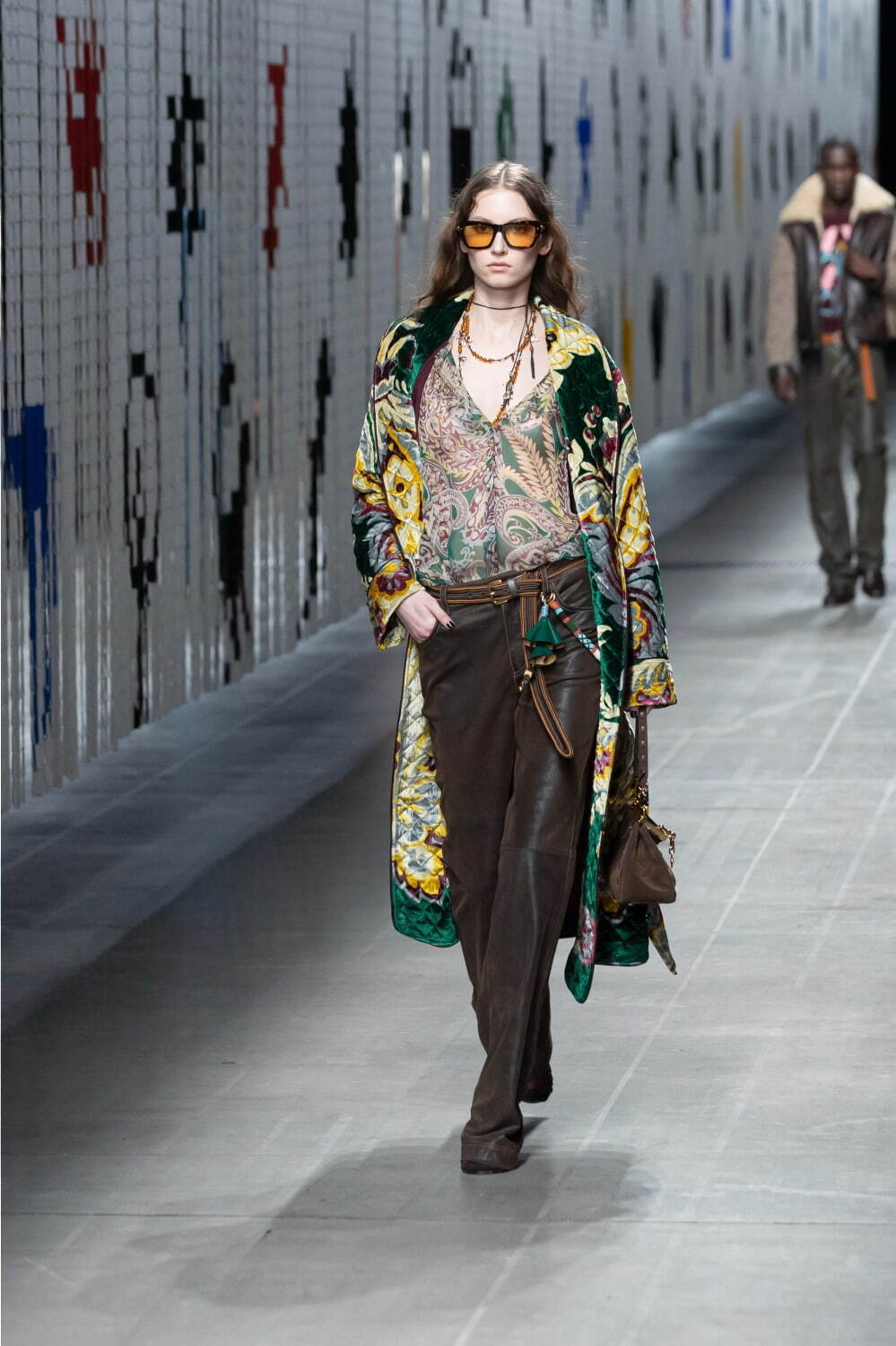 ETRO♡ ジップ フーディ ウェルトポケット付き エトロ(ETRO) 2025-26年秋冬ウィメンズコレクション