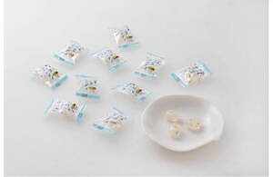 老舗和菓子店・榮太樓總本鋪「みつ豆」がキャンディに！“カラフルミント入り”甘さすっきりのレトロ味｜写真2