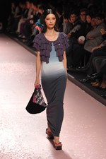 冨永愛など豪華モデルの競演！ケイタマルヤマ(KEITA MARUYAMA)の2011年春夏コレクション｜写真38