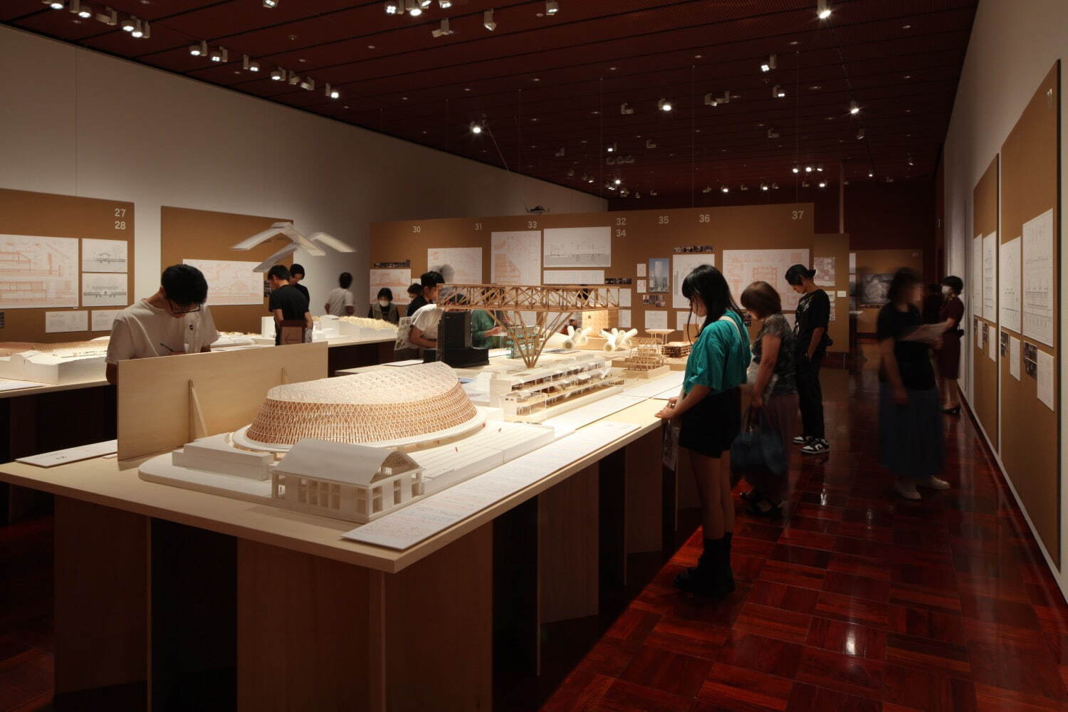 「建築家・内藤廣／BuiltとUnbuilt 赤鬼と青鬼の果てしなき戦い」展示風景
島根県立石見美術館 2023年