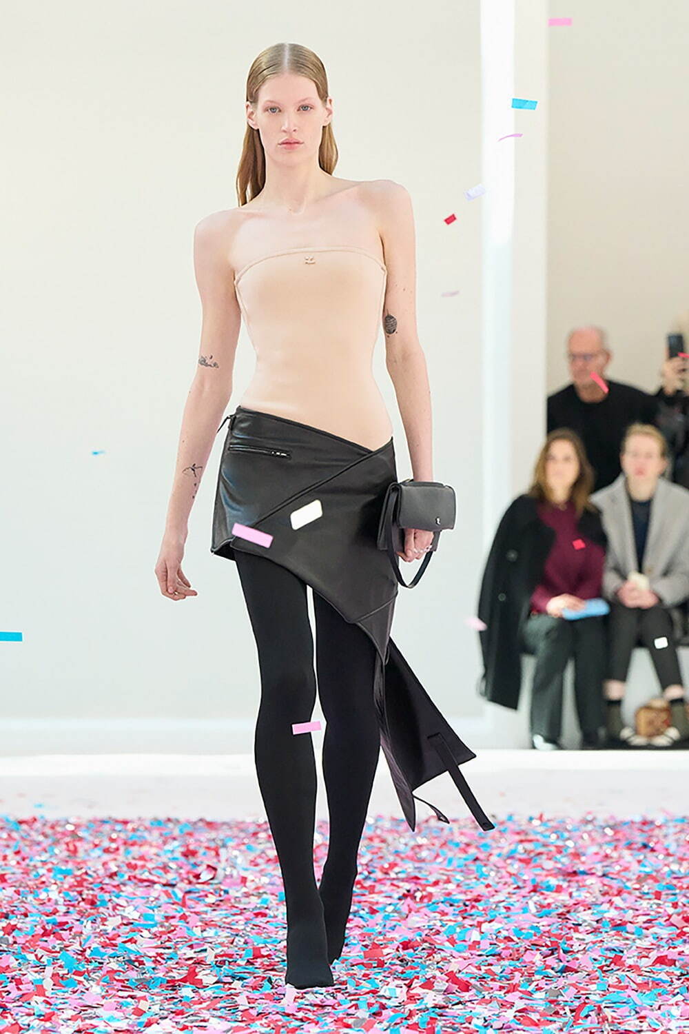 クレージュ(Courrèges) 2025-26年秋冬ウィメンズコレクション  - 写真34