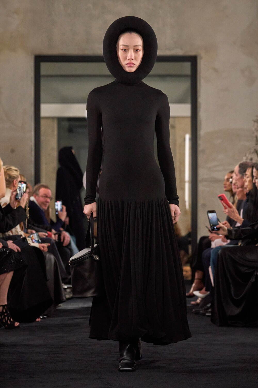 アライア(ALAÏA) 2025年秋ウィメンズコレクション  - 写真15