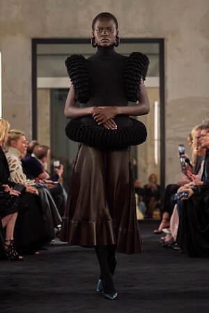 アライア(ALAÏA) 2025年秋ウィメンズコレクション  - 写真33