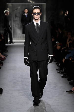 トム フォード(TOM FORD) 2025-26年秋冬ウィメンズ&メンズコレクション  - 写真22