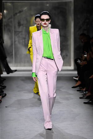 トム フォード(TOM FORD) 2025-26年秋冬ウィメンズ&メンズコレクション  - 写真31