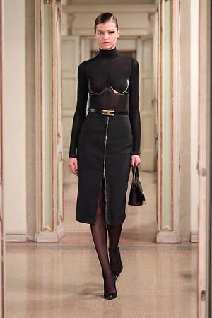 エリザベッタ フランキ(ELISABETTA FRANCHI) 2025-26年秋冬ウィメンズコレクション  - 写真6