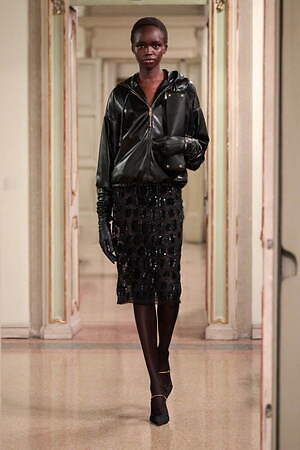 エリザベッタ フランキ(ELISABETTA FRANCHI) 2025-26年秋冬ウィメンズコレクション  - 写真19