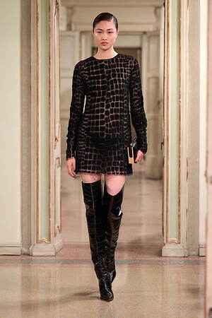 エリザベッタ フランキ(ELISABETTA FRANCHI) 2025-26年秋冬ウィメンズコレクション  - 写真25