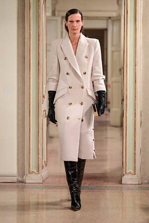 エリザベッタ フランキ(ELISABETTA FRANCHI) 2025-26年秋冬ウィメンズコレクション  - 写真28