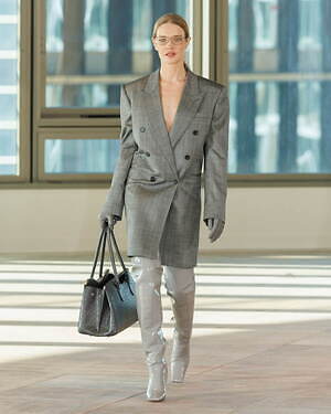 ステラ マッカートニー(STELLA McCARTNEY) 2025-26年秋冬ウィメンズコレクション  - 写真1