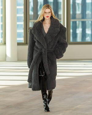 ステラ マッカートニー(STELLA McCARTNEY) 2025-26年秋冬ウィメンズコレクション  - 写真2