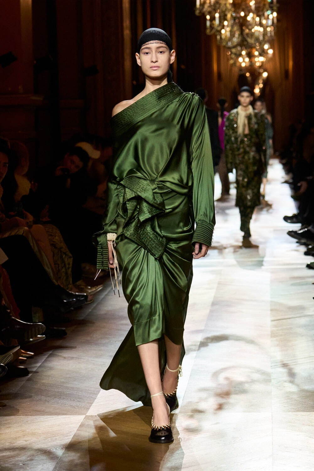 ドリス ヴァン ノッテン(DRIES VAN NOTEN) 2025-26年秋冬ウィメンズコレクション  - 写真35
